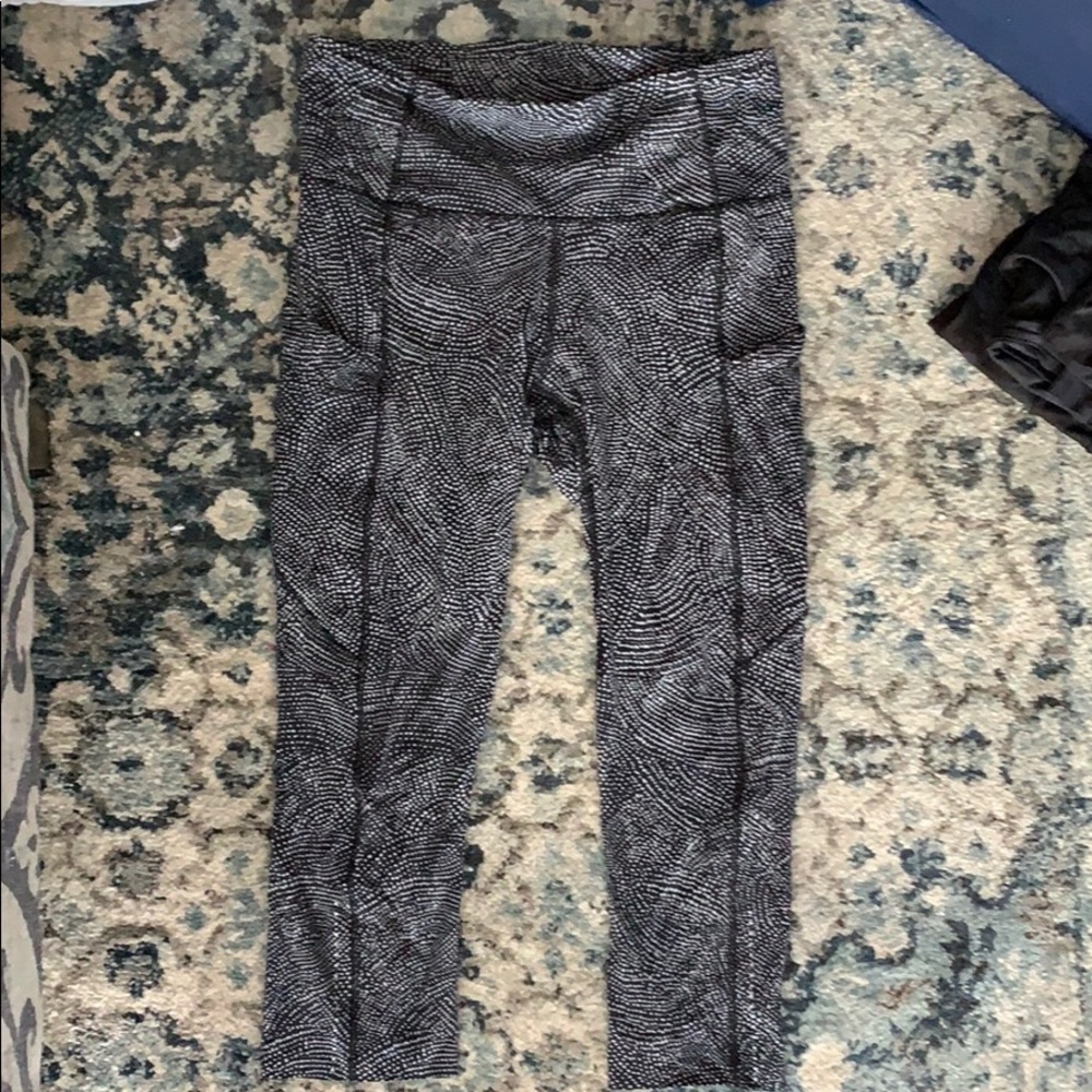 Lululemon Fast and Free Tights 19 inch crop